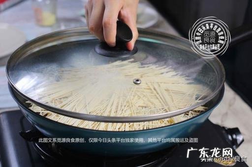 焖面家常做法挂面,细挂面可以焖面吗