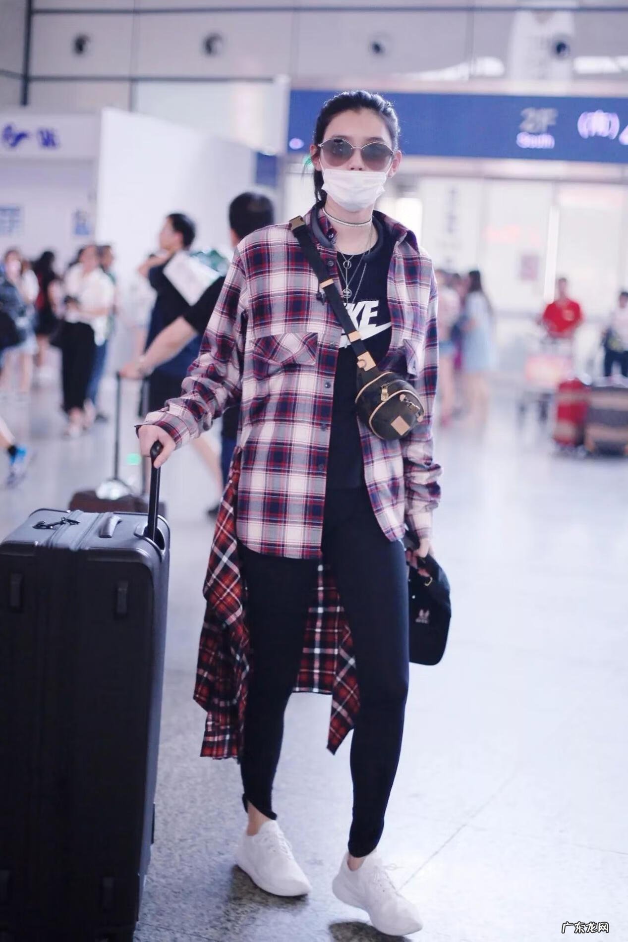 衬衫应该怎么叠 衬衫怎么叠穿