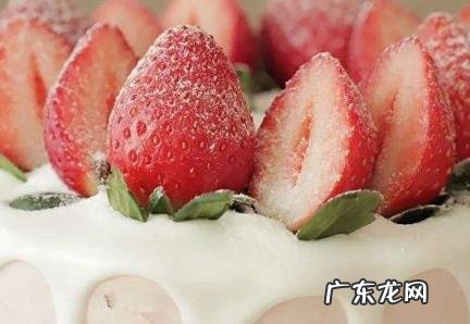 生日蛋糕是生日当天过还是前一天 生日蛋糕是生日当天过还是前一天晚上