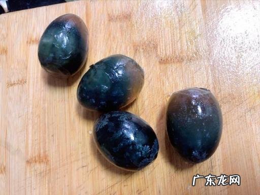 火腿肠的正宗做法大全,黄瓜金针木耳火腿肠凉拌做法