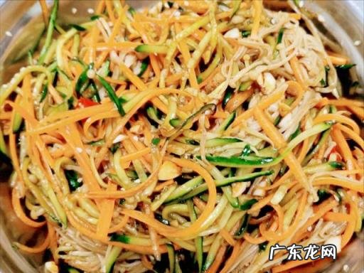火腿肠的正宗做法大全,黄瓜金针木耳火腿肠凉拌做法