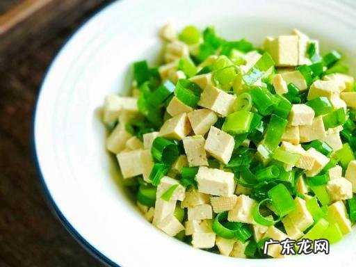 火腿肠的正宗做法大全,黄瓜金针木耳火腿肠凉拌做法