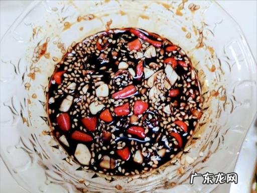 火腿肠的正宗做法大全,黄瓜金针木耳火腿肠凉拌做法