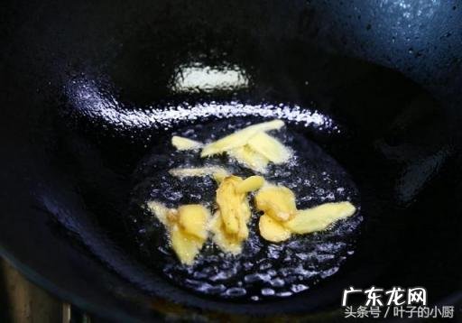 螃蟹香辣家常做法,香辣螃蟹的处理方法