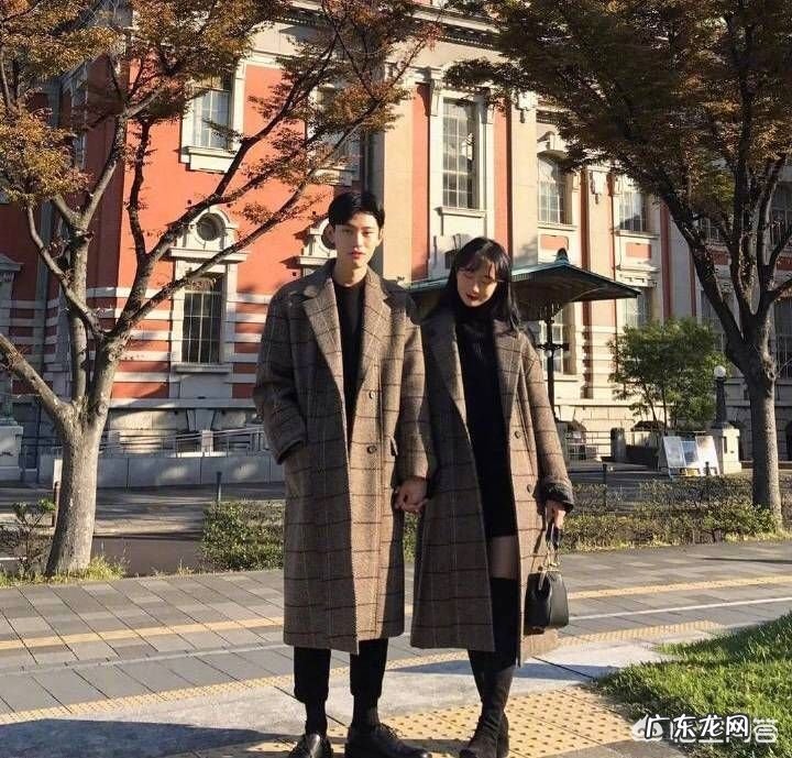 冬天卫衣里面穿什么衣服好？