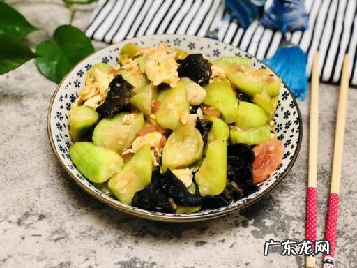 炒丝瓜的家常做法需要焯水吗,素炒丝瓜家常做法