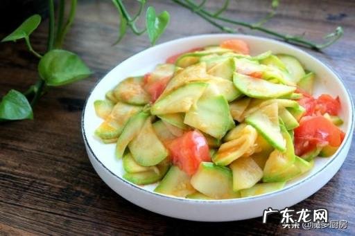 西葫芦炒番茄的做法,西葫芦西红柿的做法