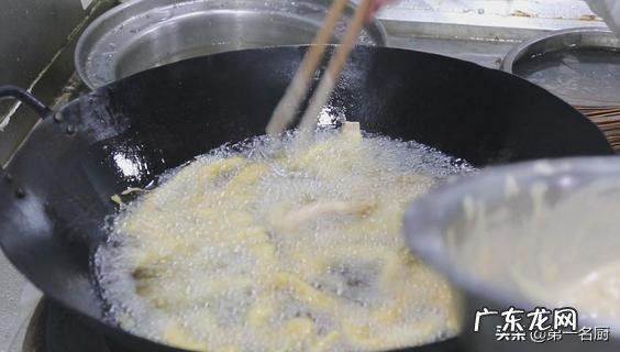 炸杏鲍菇怎么做才酥脆,炸杏鲍菇需要焯水吗