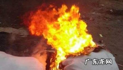 人死后为什么烧枕头 人死后为什么烧枕头和被子