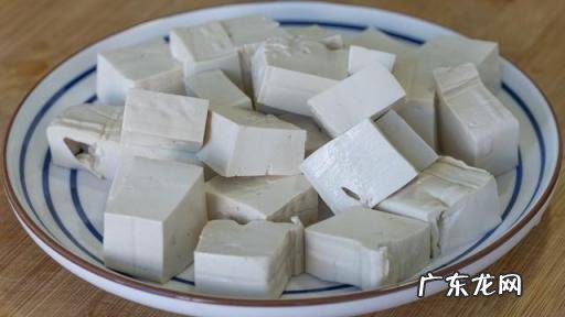 鲫鱼豆腐汤的正常做法,鲫鱼豆腐汤的正宗做法详细步骤