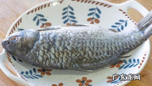 鲫鱼豆腐汤的正常做法,鲫鱼豆腐汤的正宗做法详细步骤