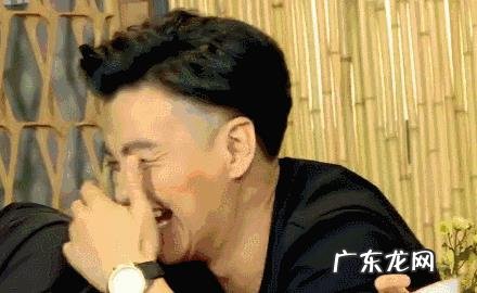 上联-美文美女美心底,下联?