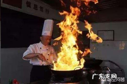 为什么馆子里大火炒的菜比家里炒出的菜好吃?