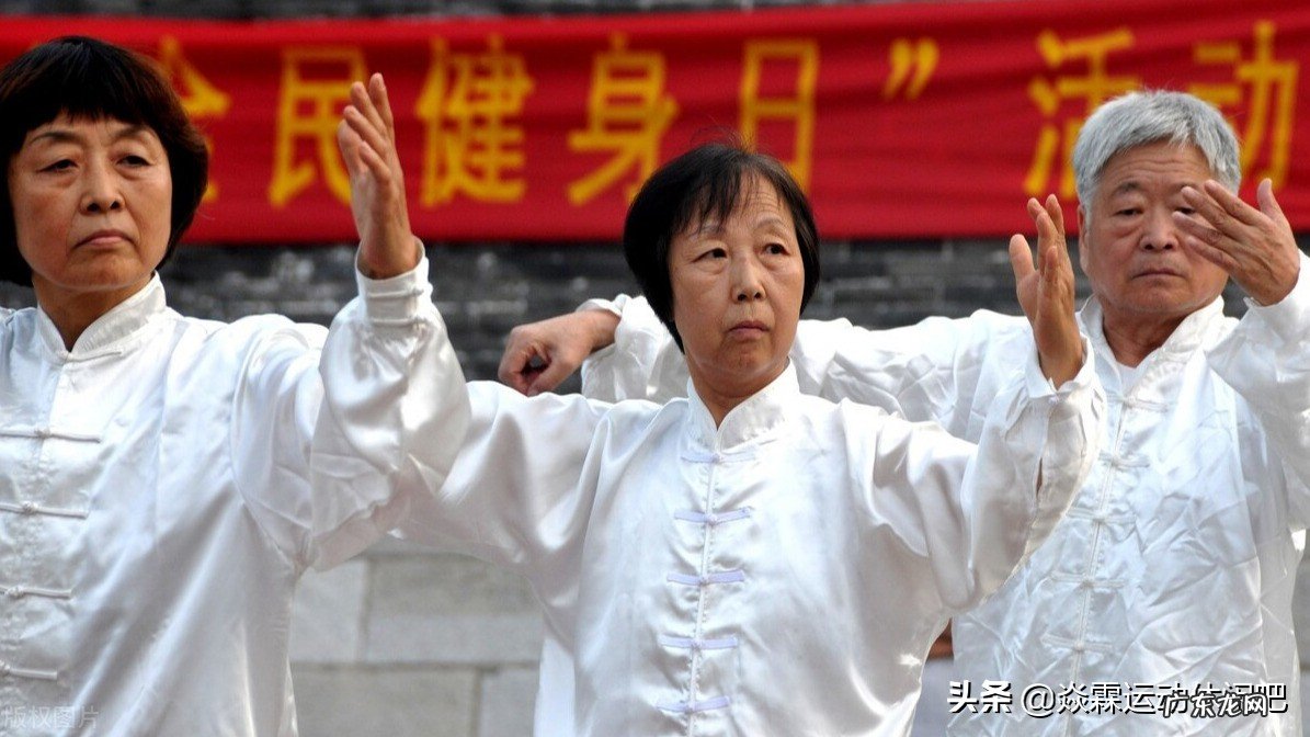 假如你80岁了,你是愿意在睡梦中无痛苦死去还是愿意在小病小灾中活到100岁?为什么?