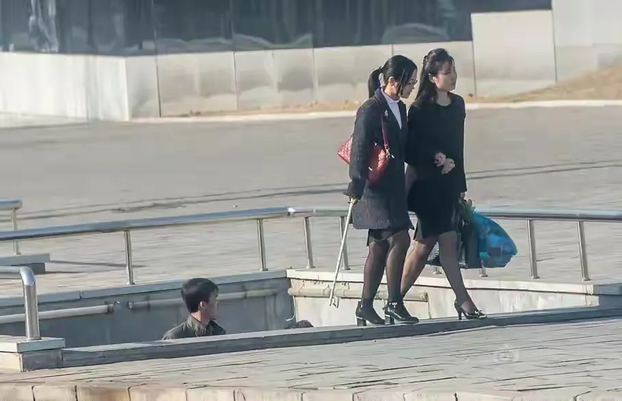 1000元在朝鲜能生活多久？