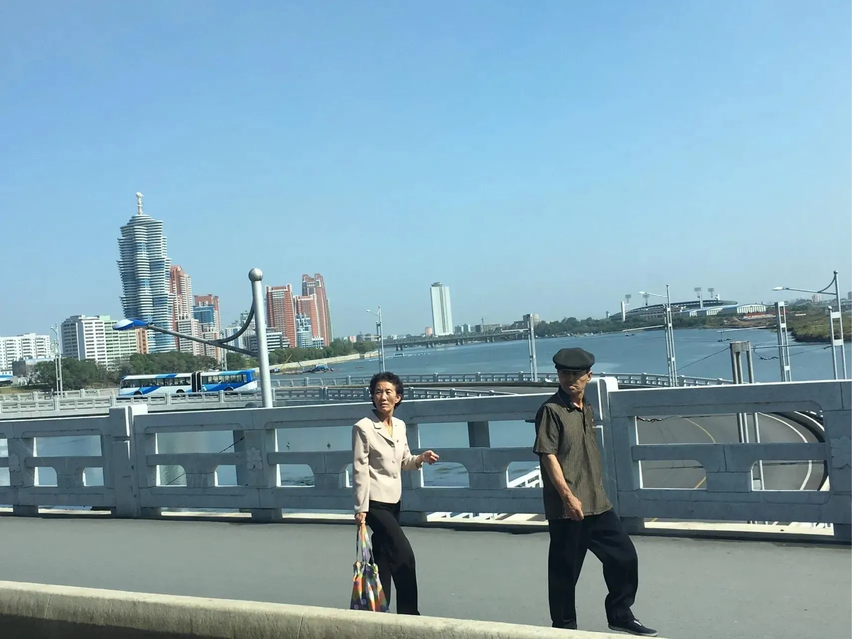 1000元在朝鲜能生活多久？