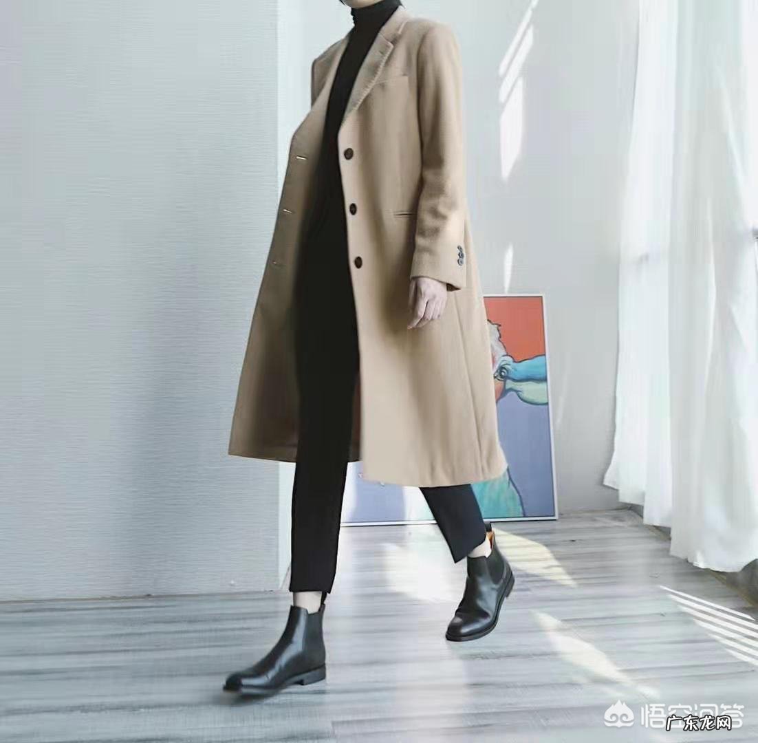 2020年羊绒大衣会流行什么颜色？