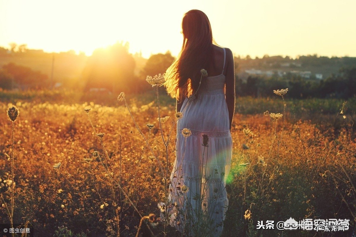 一个已婚女人朋友圈总是发伤感的话是为什么？