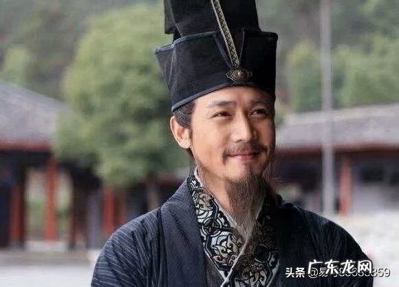 “十年生死两茫茫，不思量，自难忘”，如何评价苏轼这首《江城子》？