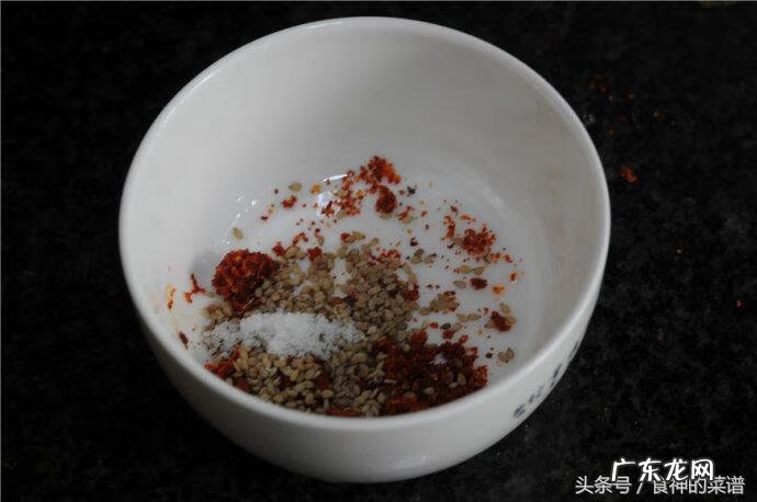 红油藕片 红油莲藕是哪个地方的菜啊