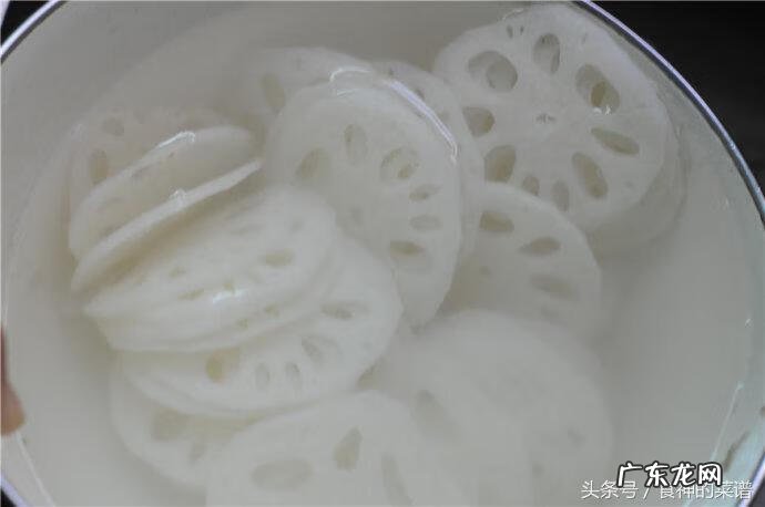 红油藕片 红油莲藕是哪个地方的菜啊