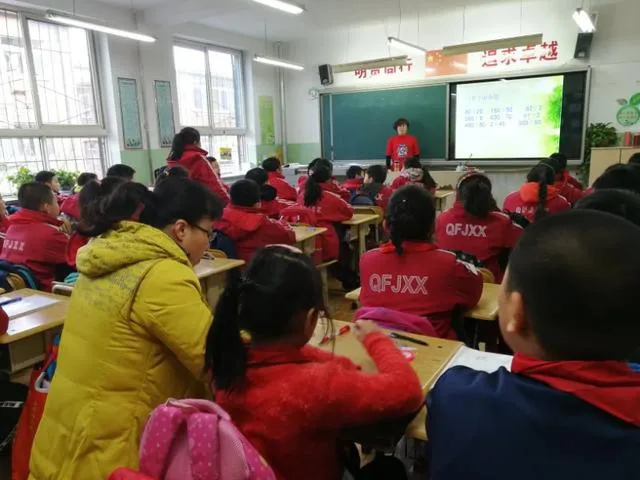 为什么要提升教师的专业化水平?