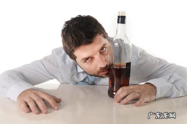 为什么感觉80后、90后很少有人酗酒？