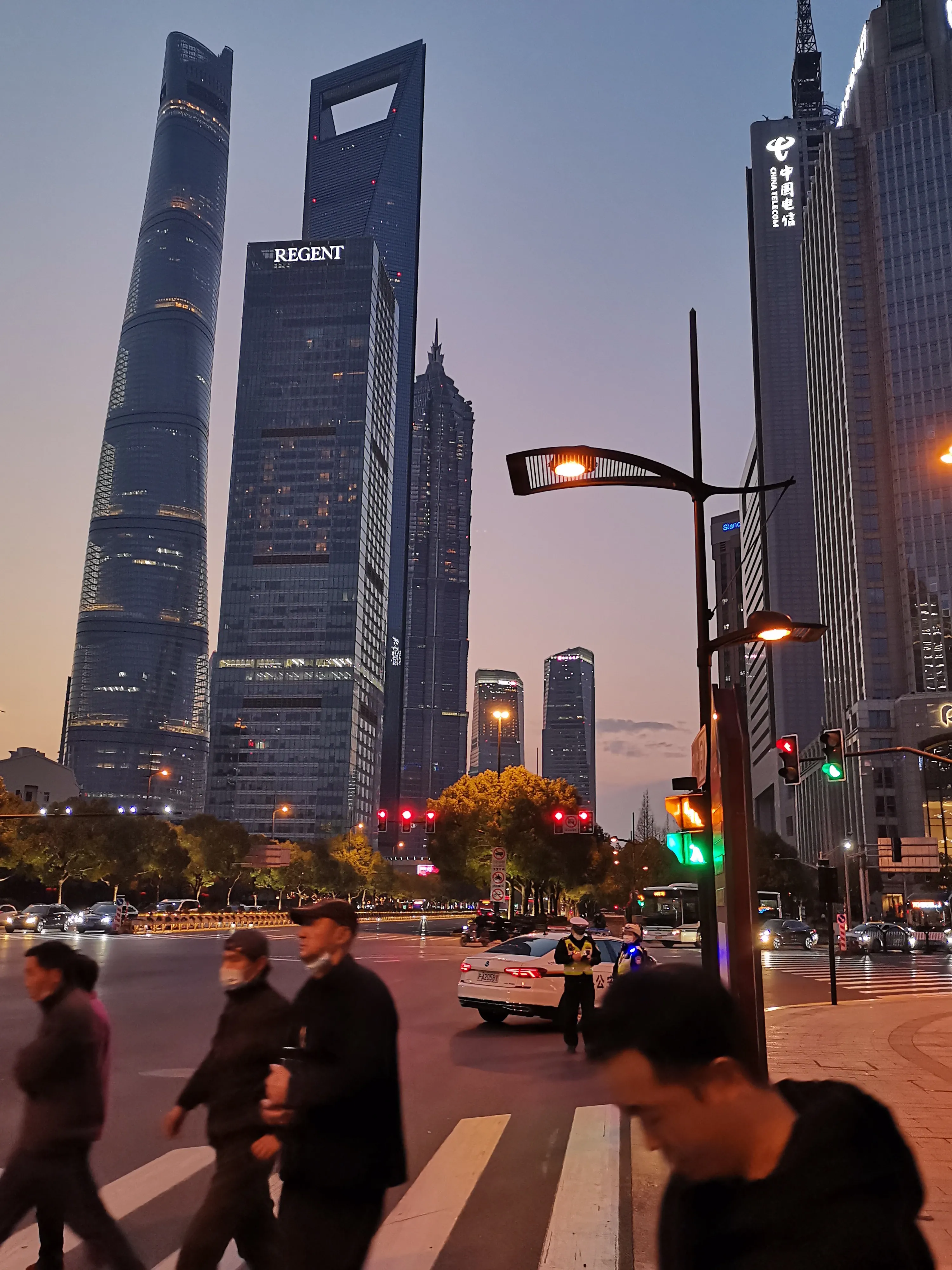 上海一日游去哪些景点比较好？