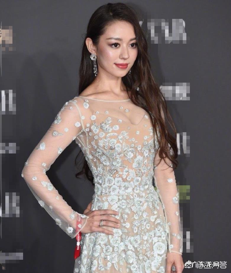 为什么说芭莎慈善夜变成选美场,今年哪些女星男星最抢眼?