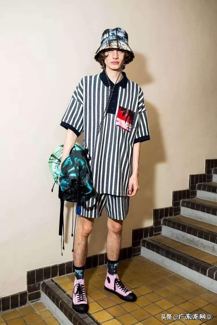 今年流行什么男士短袖?