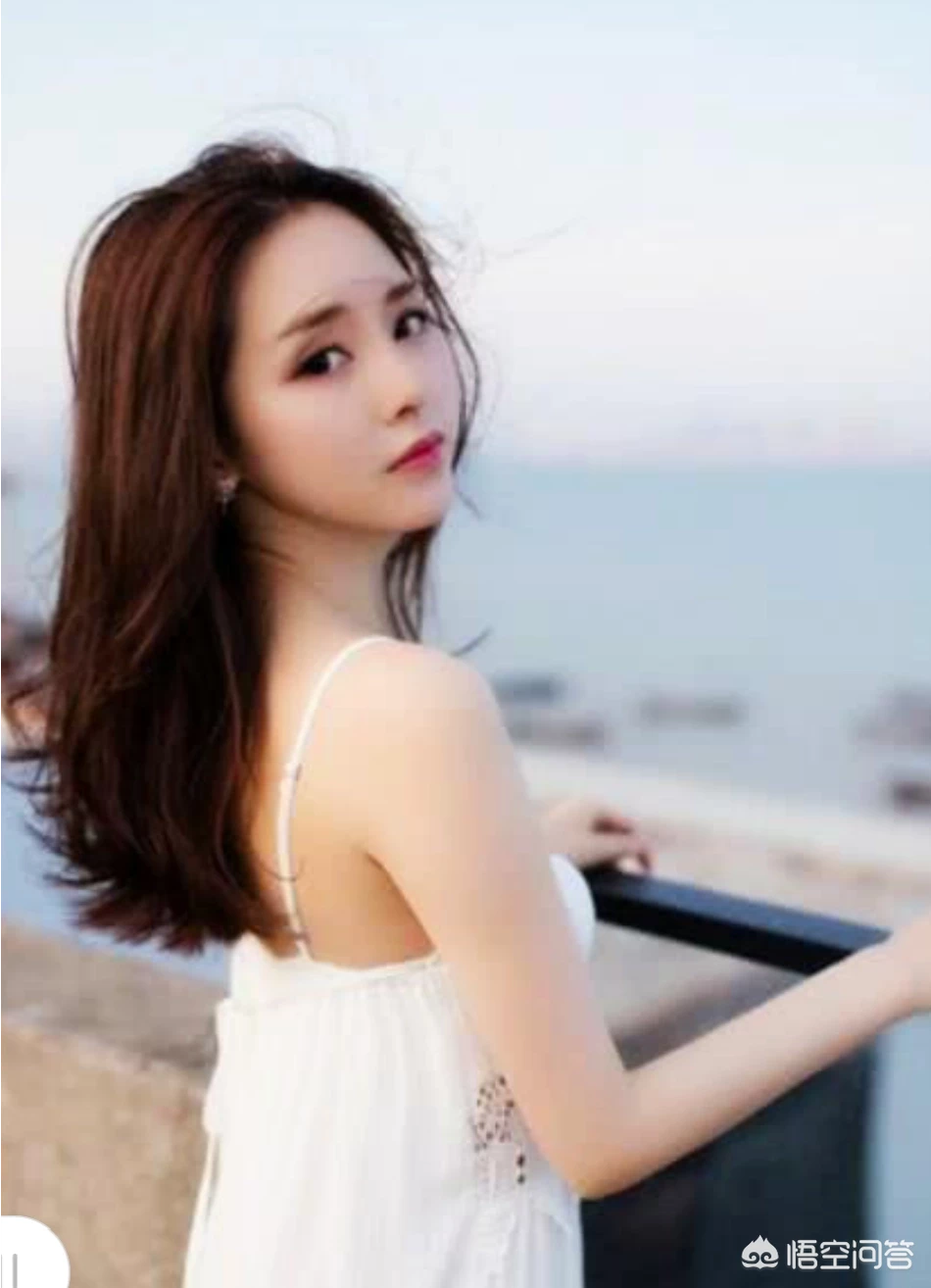 你喜欢过同班同学吗?