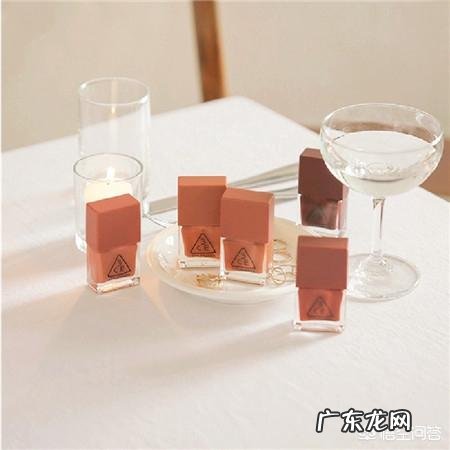 冬天涂什么颜色的指甲油比较时髦？