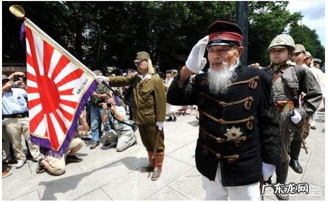 二战中,都是无条件投降,为什么德国和日本的的差距大?