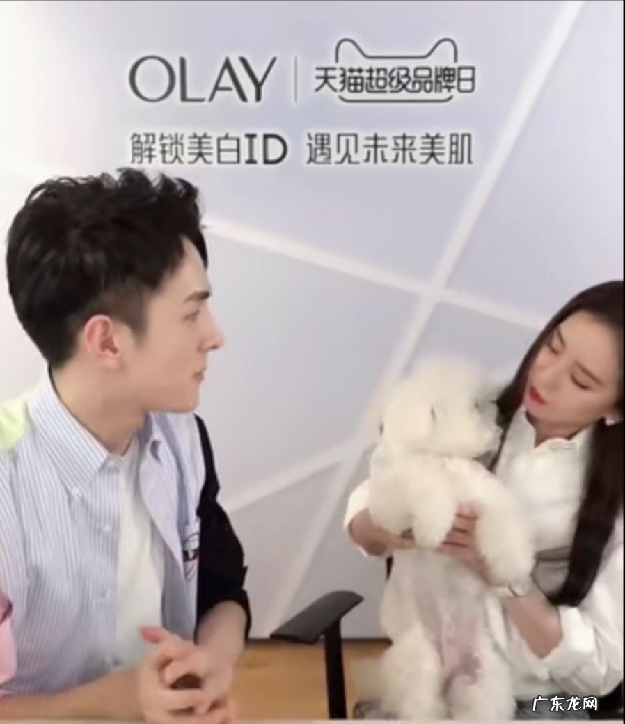 为什么杨幂和刘诗诗前后上李佳琦直播，得到的风评却不一样？