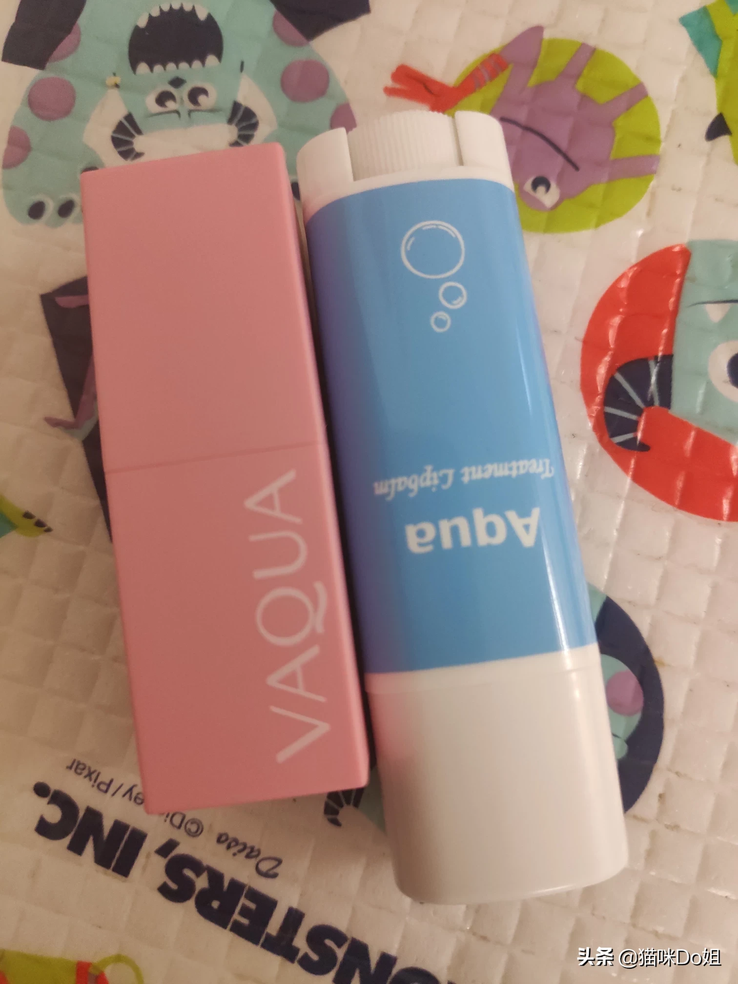 冬季嘴唇干裂,起皮,该怎么保养?