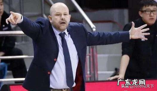 北京首钢主教练未归,竭立彬或正式上位,秦晓雯无计可施了吗?