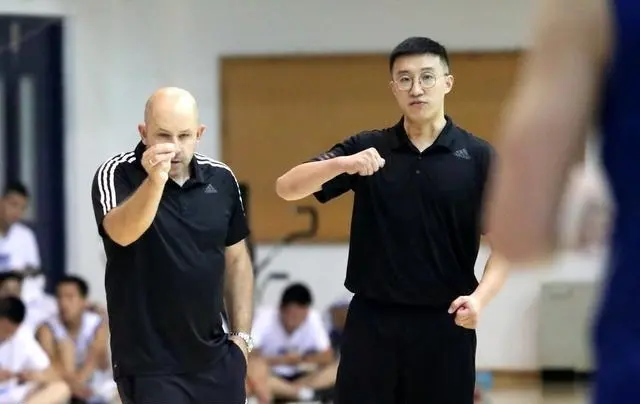 北京首钢主教练未归,竭立彬或正式上位,秦晓雯无计可施了吗?