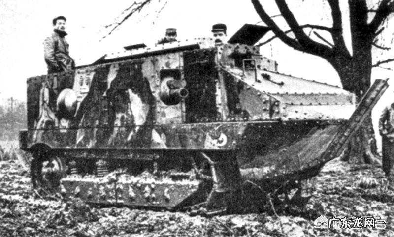 为什么有人说一战时的坦克到二战时就被淘汰了?
