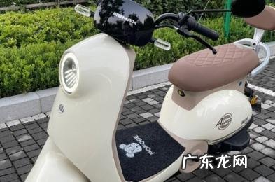 石墨烯电池怎么充电最好 石墨烯电池与铅酸电池哪个好