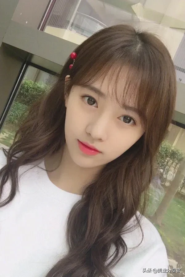 什么样的刘海显脸小?