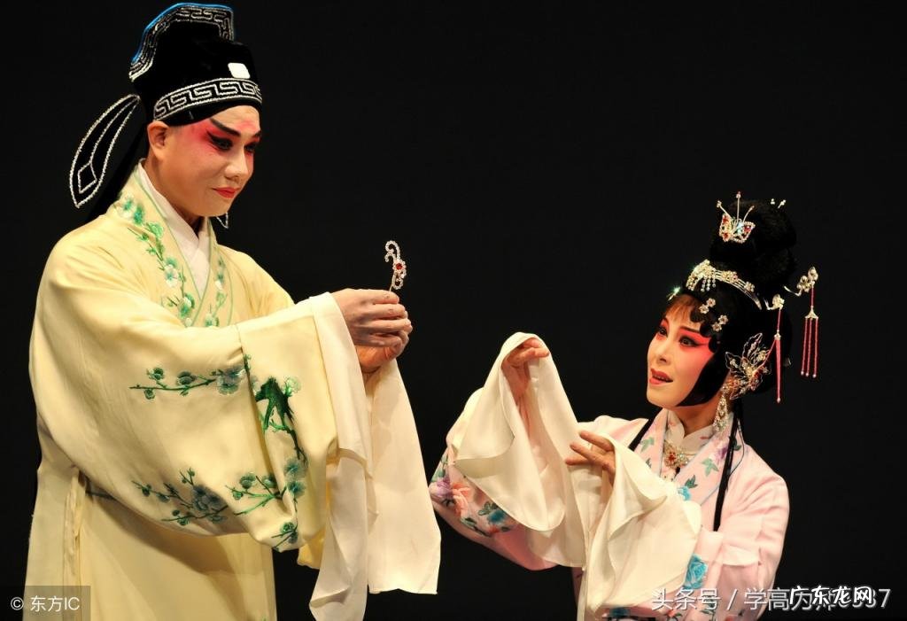 疾驰而去是成语吗还是词语 飞驰而过的词语