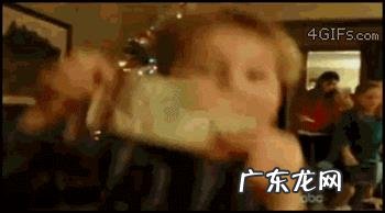 你有能让你笑一辈子的笑话或者图片吗?