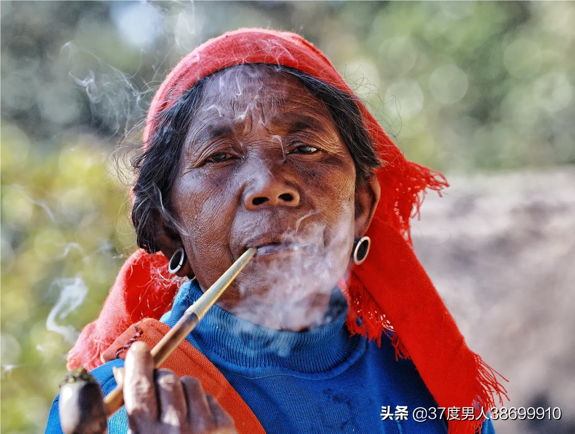 从西双版纳开车不走高速到瑞丽,路好开不,景色怎么样?