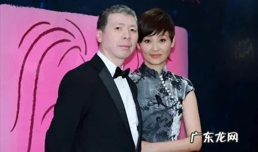冯小刚老婆叫什么名字 冯小刚老婆叫什么名字?