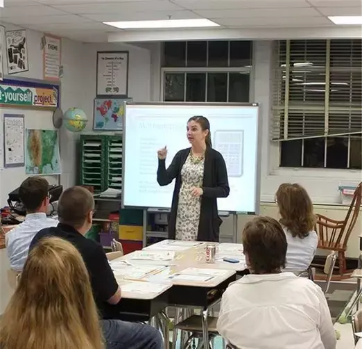 大型家长会主持稿 小班家长会主持稿