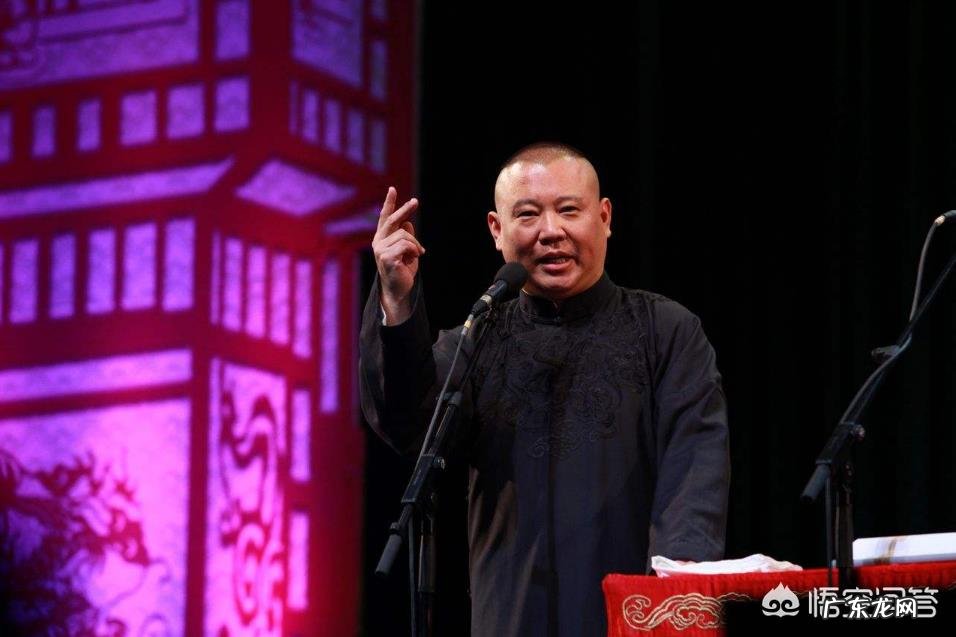 与郭德纲同天拜师侯耀文的荆林野如今在做什么?