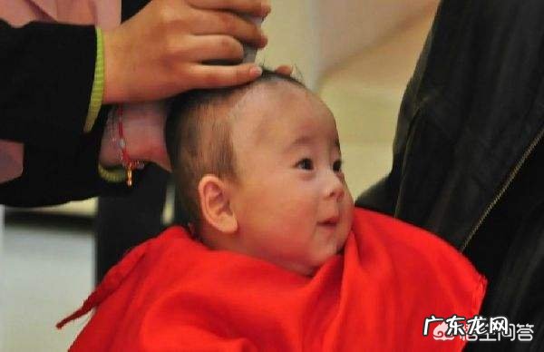 剃了胎毛对宝宝长头发真的有益处吗?