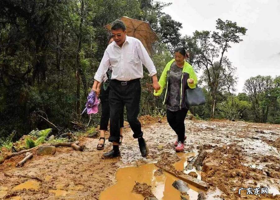 东南西北风水 左四右九风水