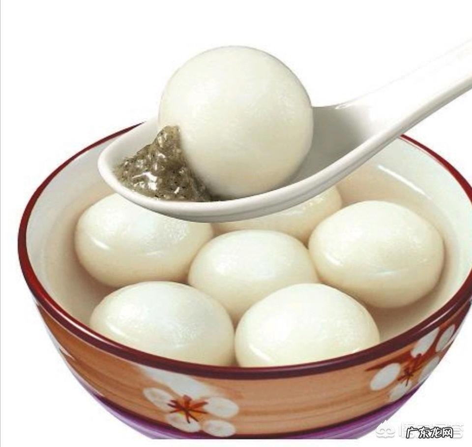 元宵节里吃汤圆，你们那里都有什么习俗？