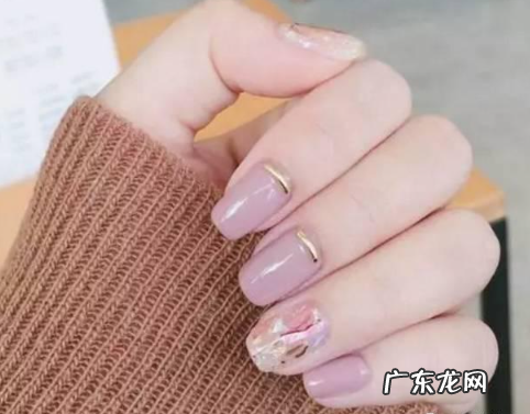 美甲被做丑了怎么办?肯定你对指甲做了什么!